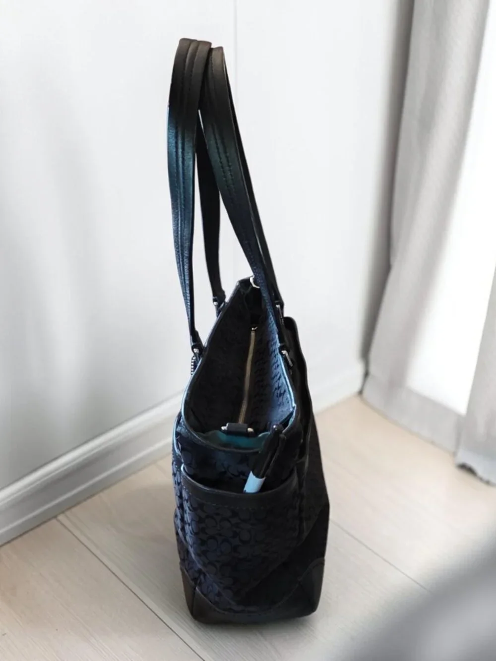 EUC COACH F77156 Signature Multifunction Diaper/Laptop Bag or Purse